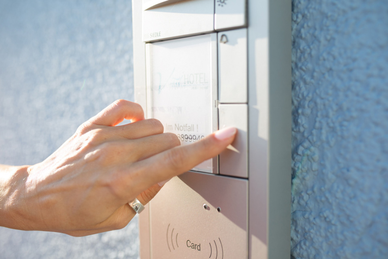 Sprech­anlagen bei Elektro Gerhard Resch in Offenstetten